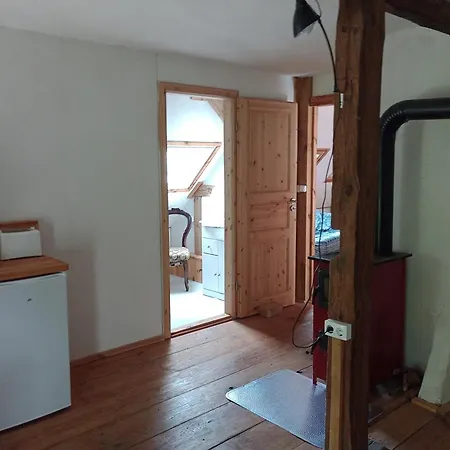 Dachkemenate Im Lehmhaus *