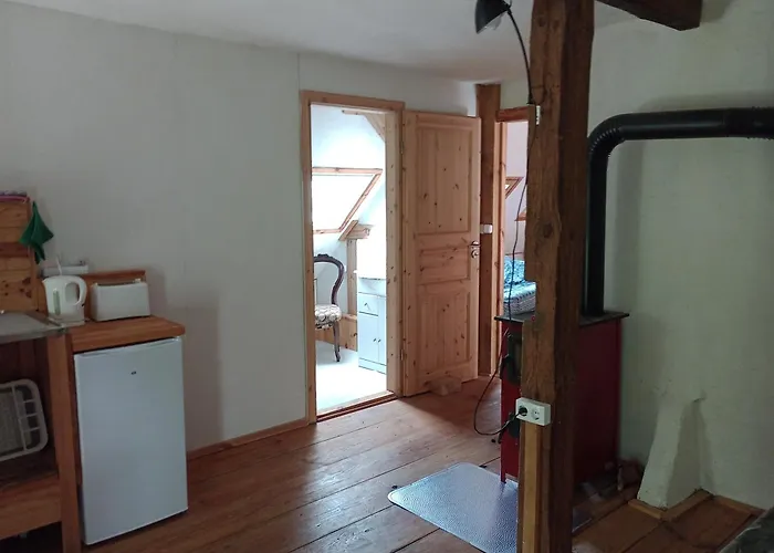 Dachkemenate Im Lehmhaus *