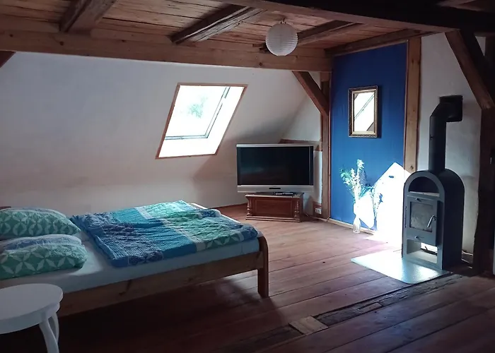 Dachkemenate Im Lehmhaus Apartman